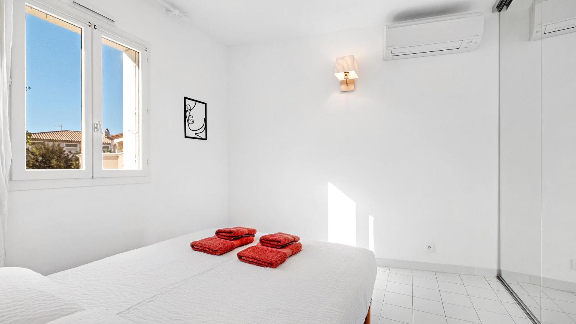 Casa Nostra, Port-Grimaud, Vue Sur Les Canaux Dış mekan fotoğraf