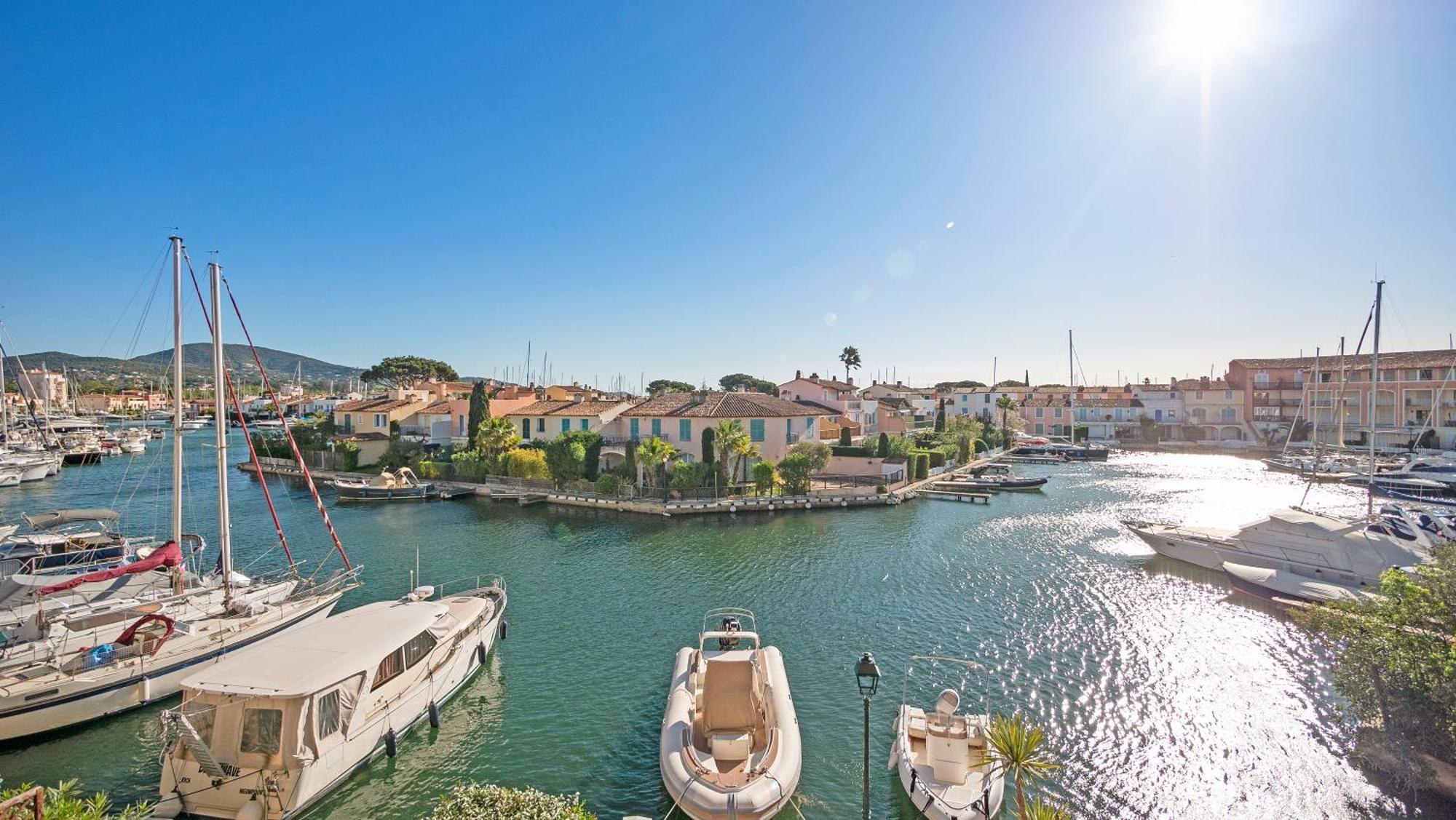 Casa Nostra, Port-Grimaud, Vue Sur Les Canaux Dış mekan fotoğraf